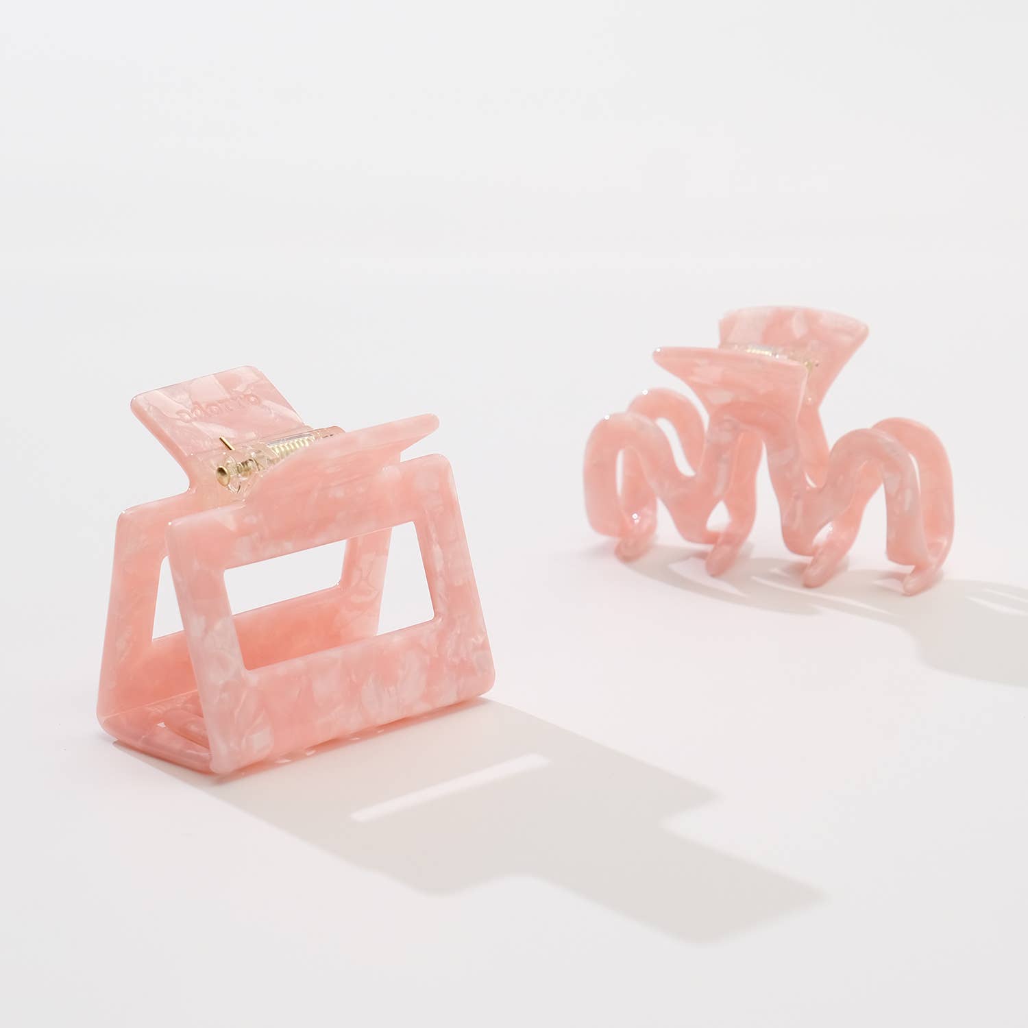 Saltwater Pink Assorted Small/Medium Claw Clips