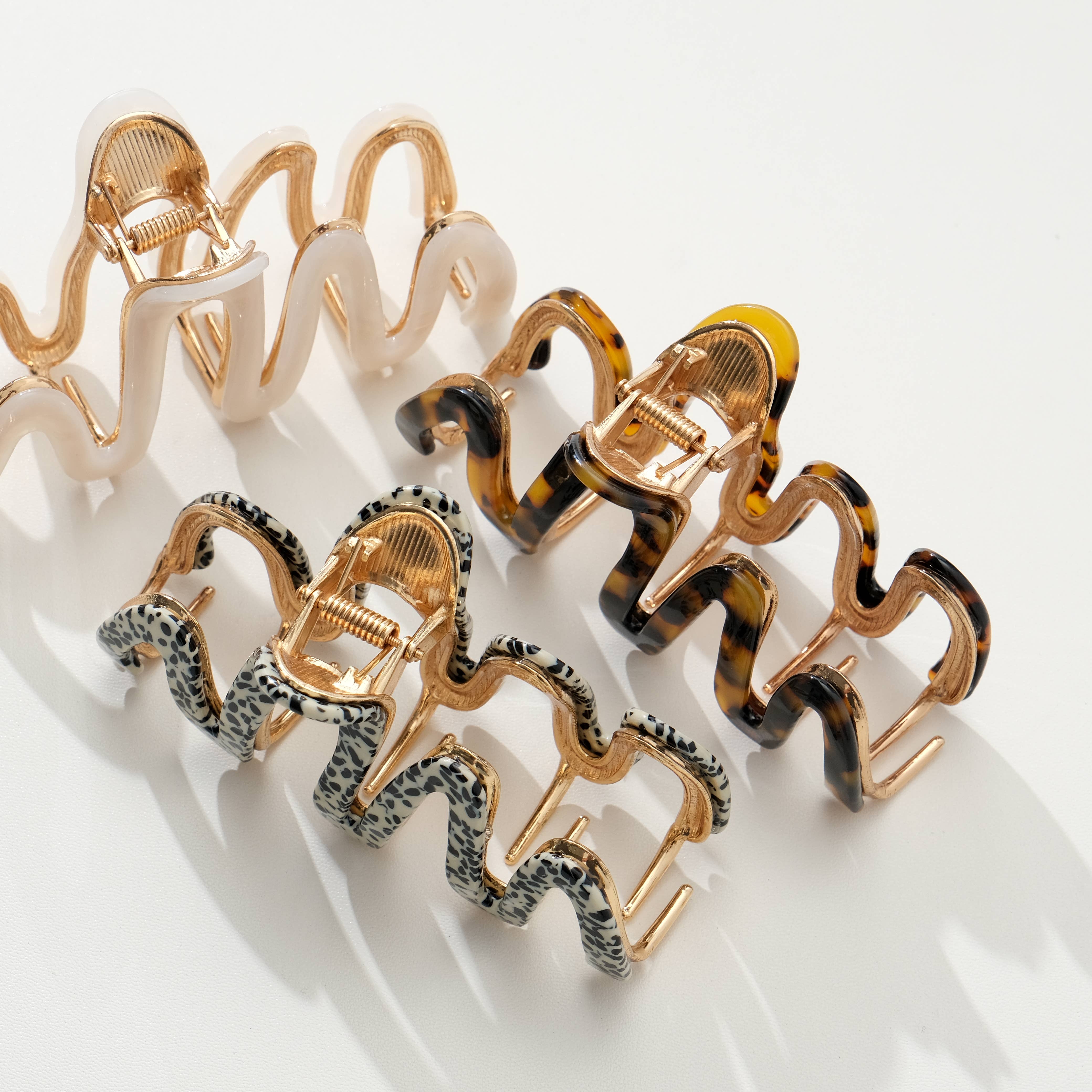 Willow Large Squiggle Metal Claw Clip