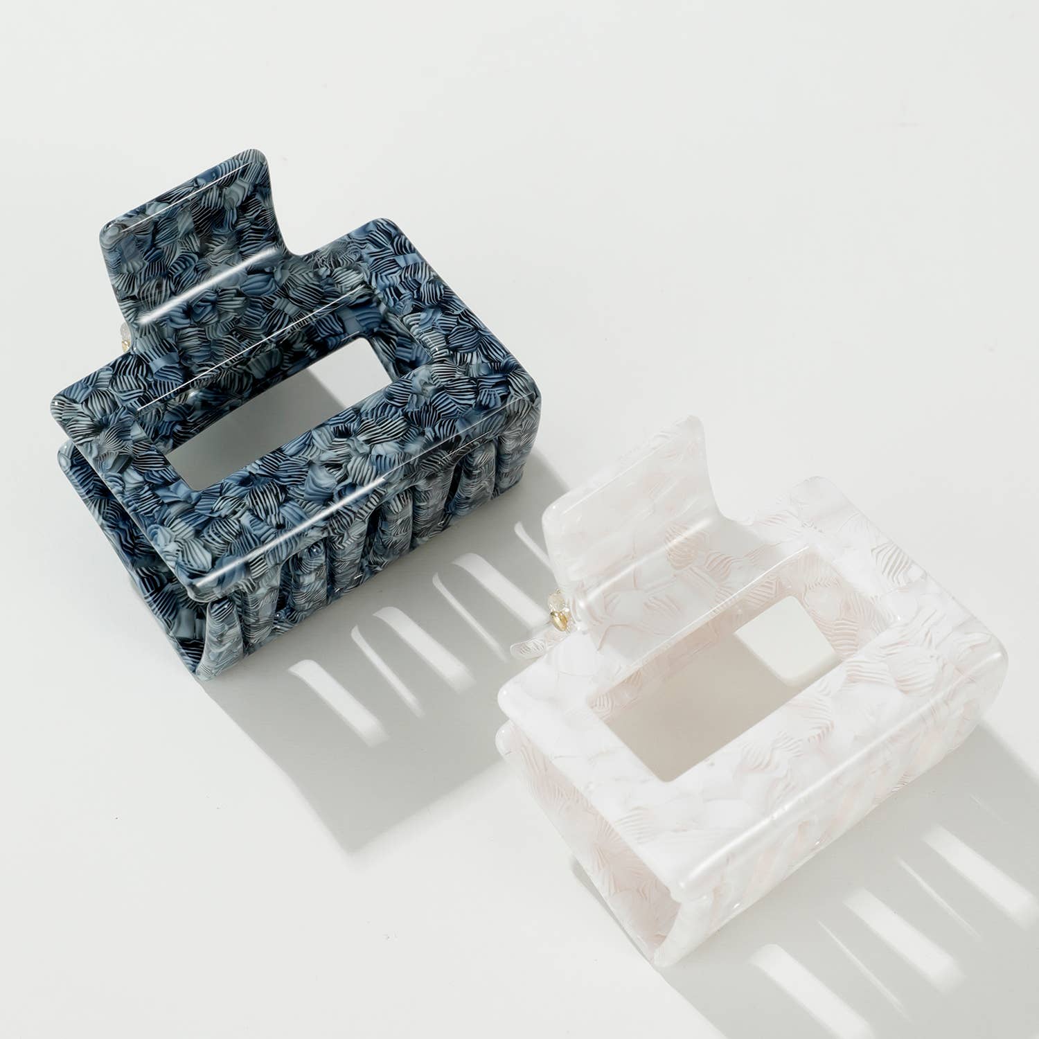 Seaside Simone Classic Small Square Claw Clip