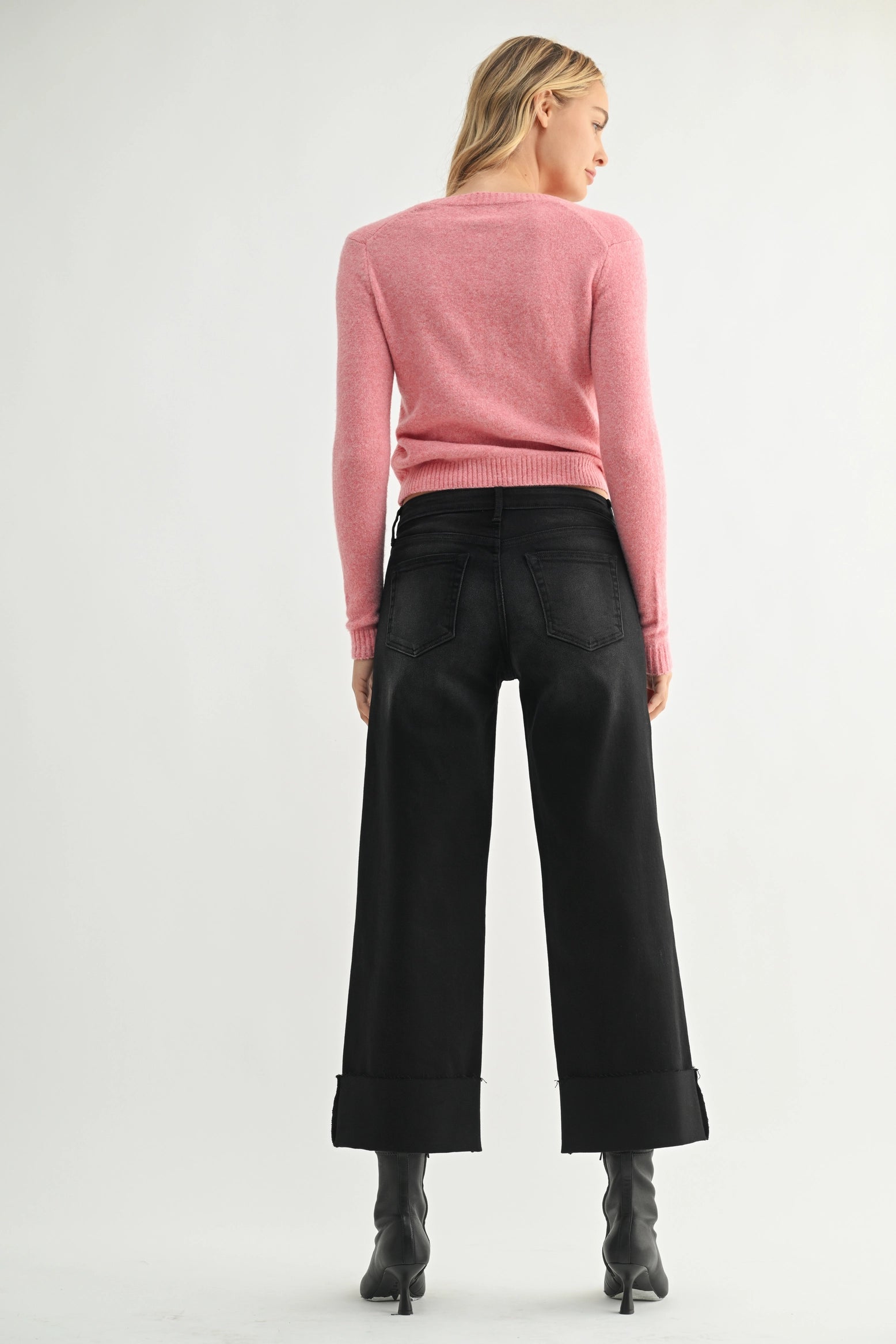 Amber Scissor Cut Cuffed Wide Leg Jean in Washed Black