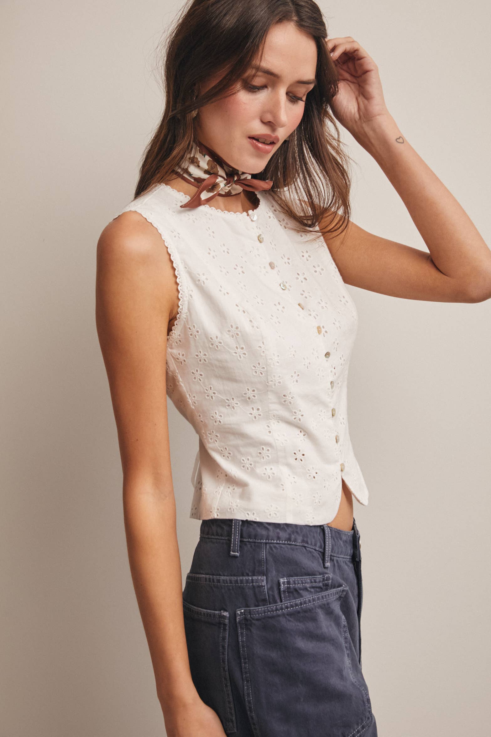 Selah Eyelet Button Down Tank
