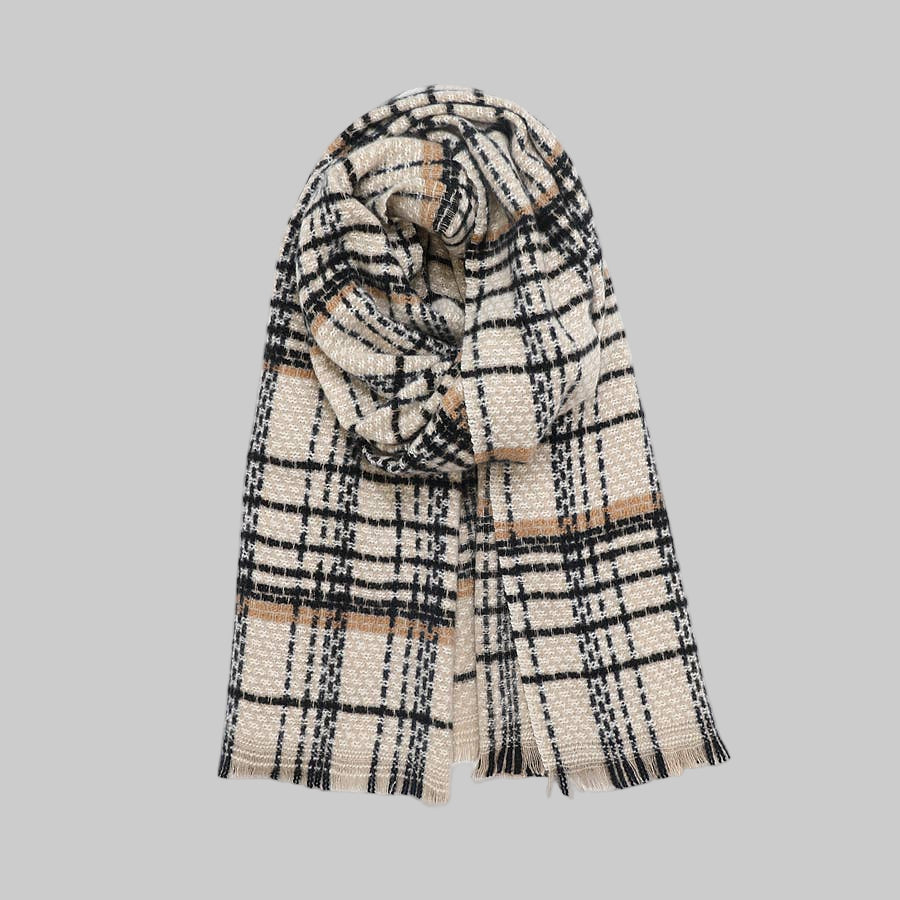 Soft Chunky Knit Plaid Scarf