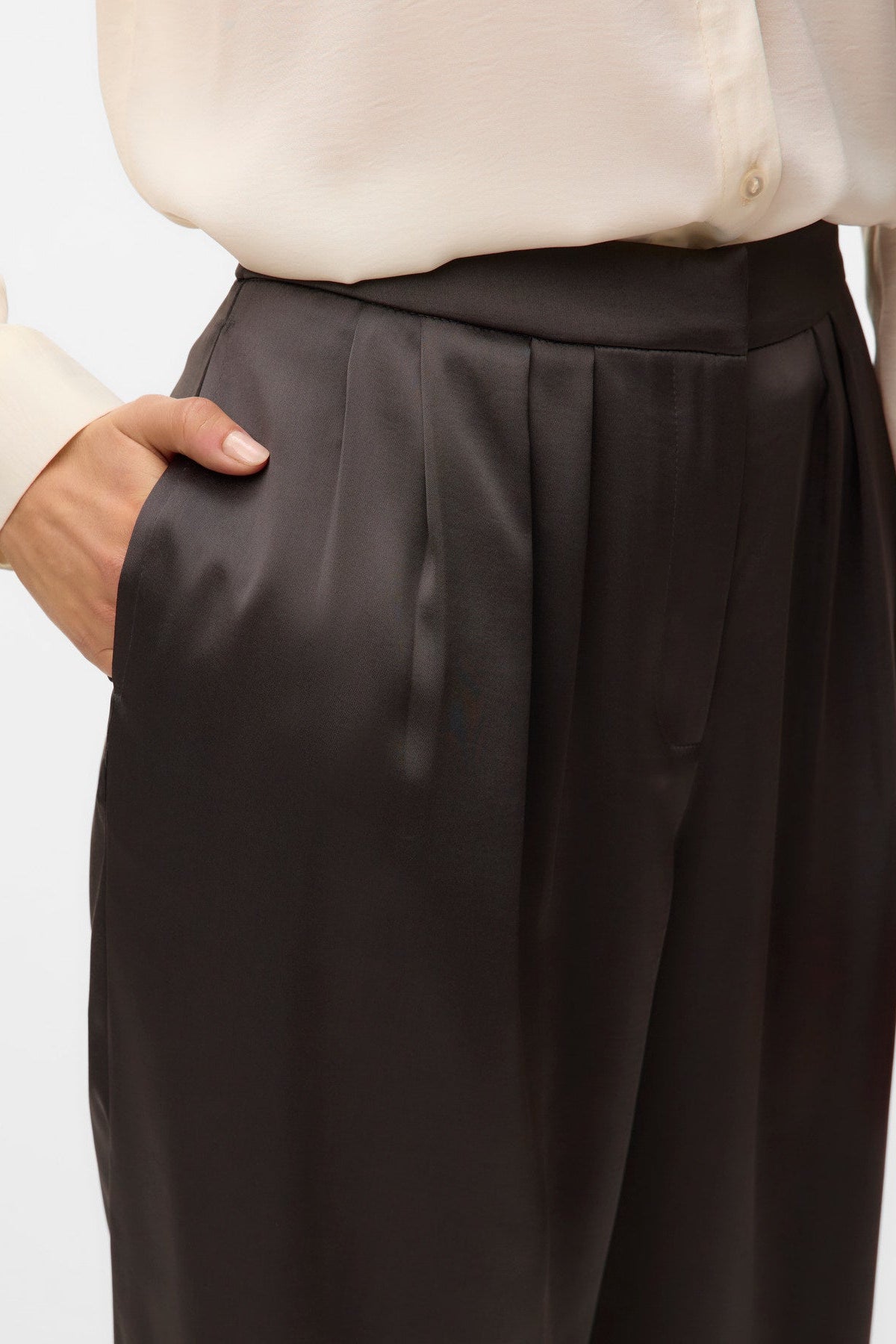 Talia Pleated Satin Pants