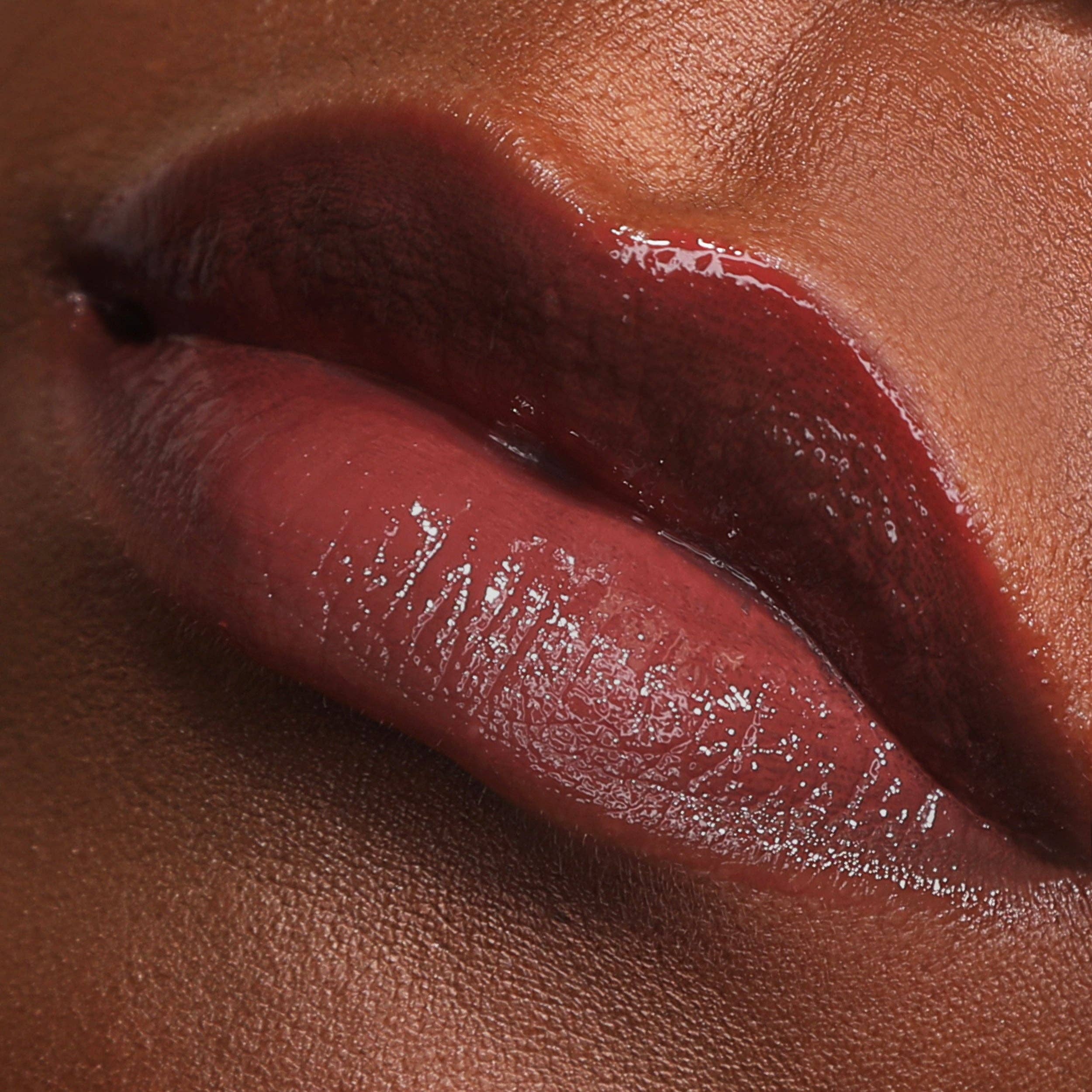 Glow Getter Hydrating Lip Oil - 014 - Honey Boo