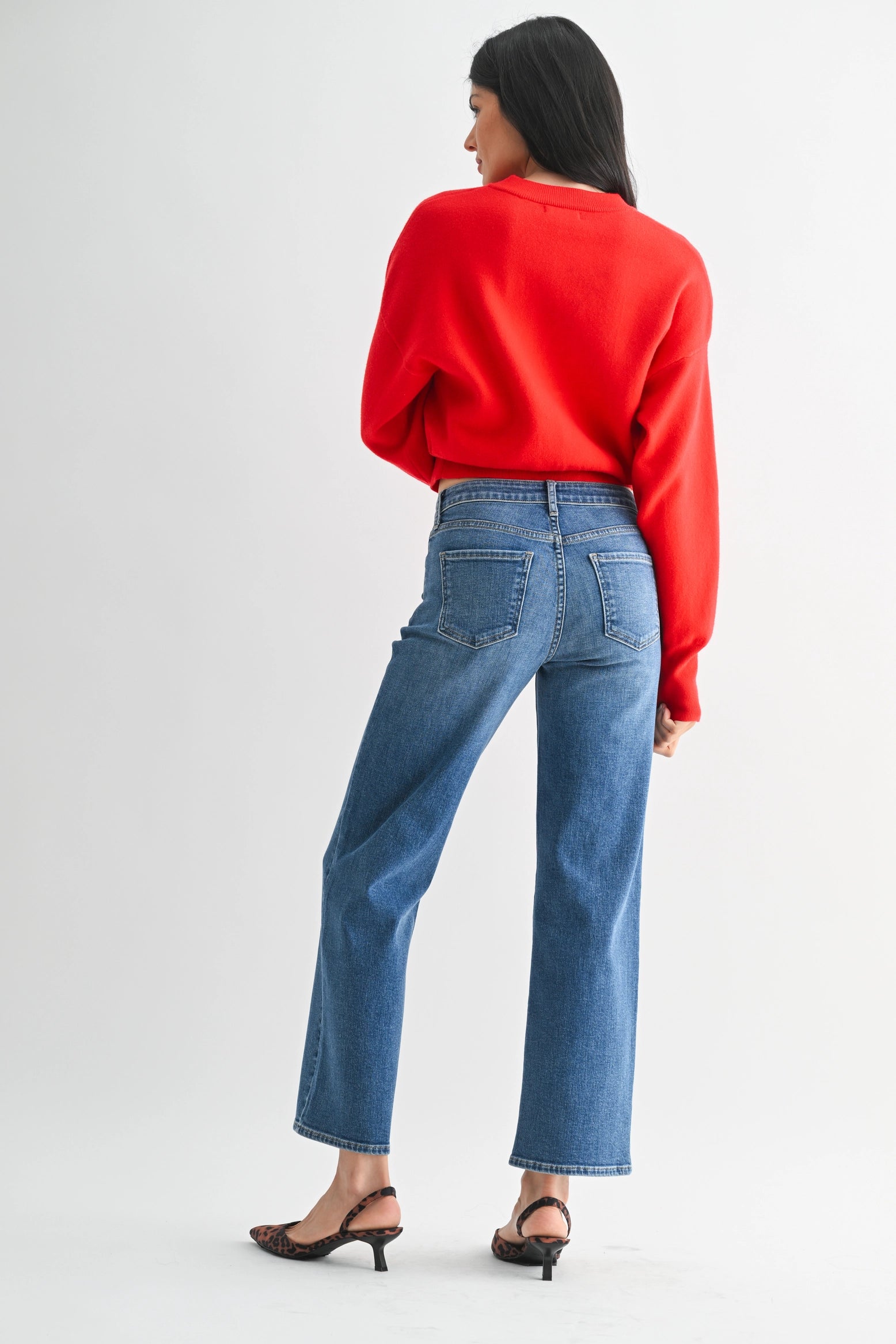 Hailey Mid Rise Slim Wide Leg Jean in Medium Denim