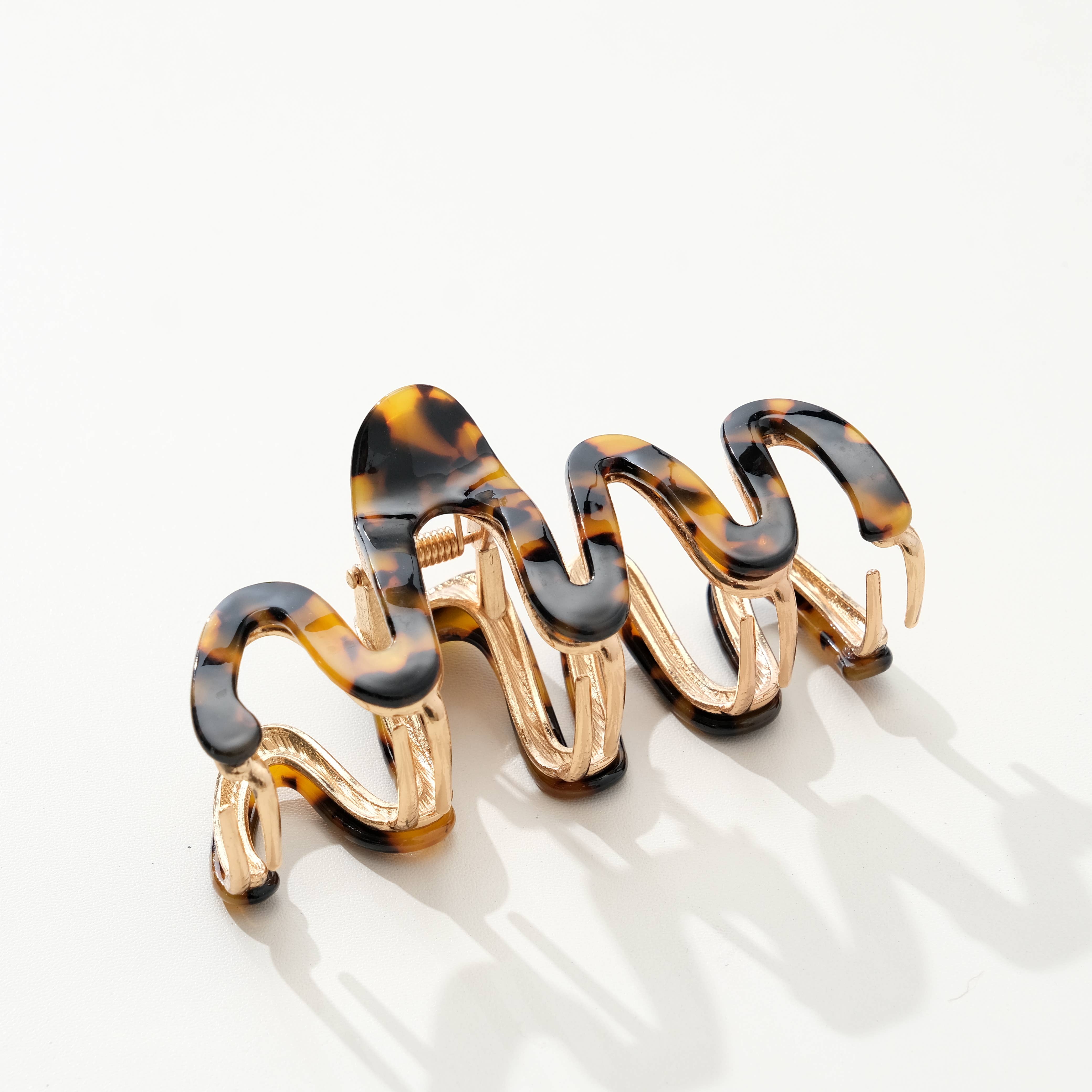 Willow Large Squiggle Metal Claw Clip