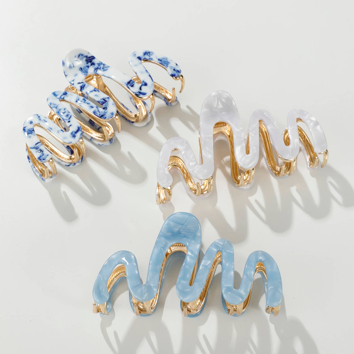 Willow Coastal Large Metal Squiggle Claw Clip