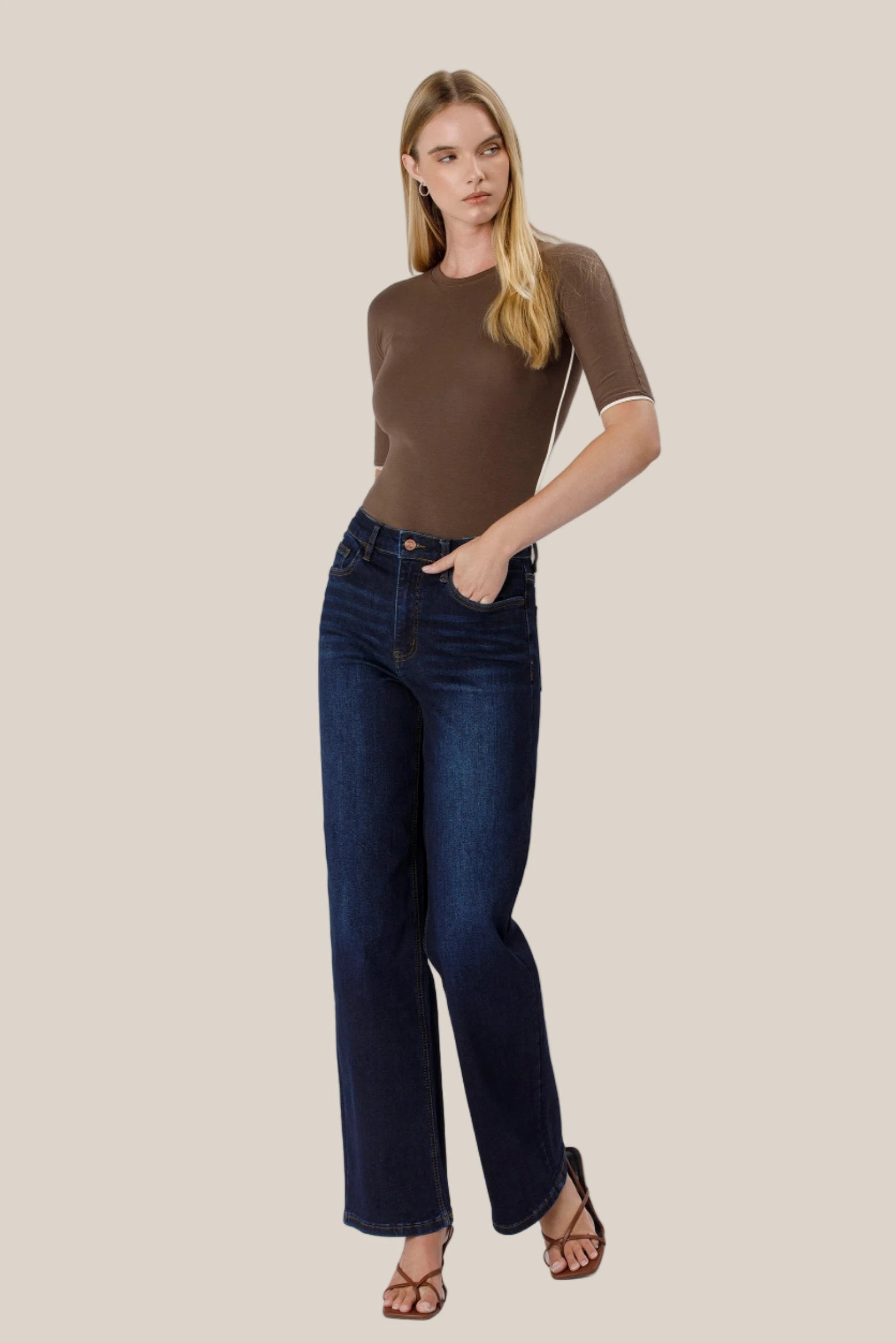Jessica 90's High Rise Loose Jeans
