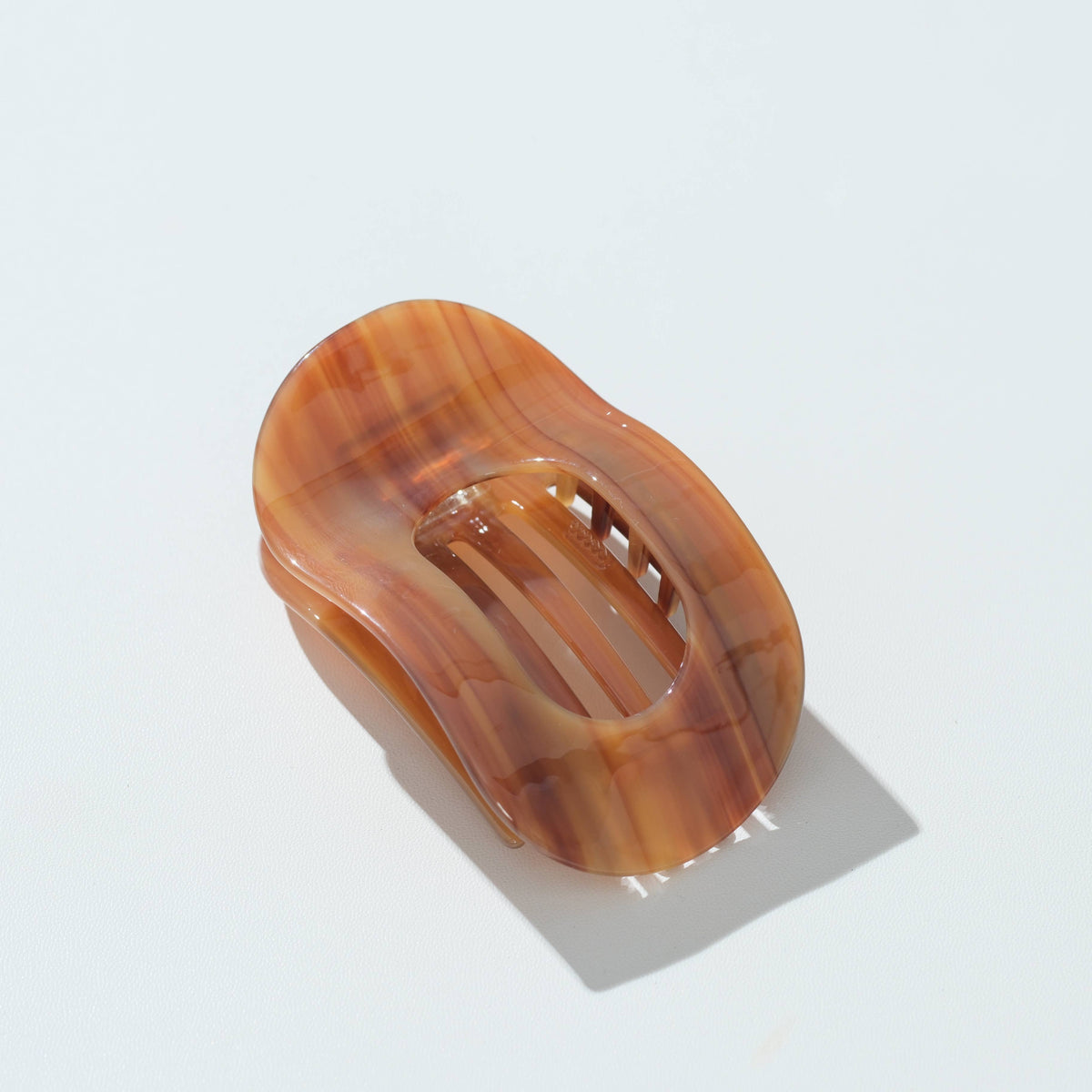 Oval Flat Lay Medium Claw Clip