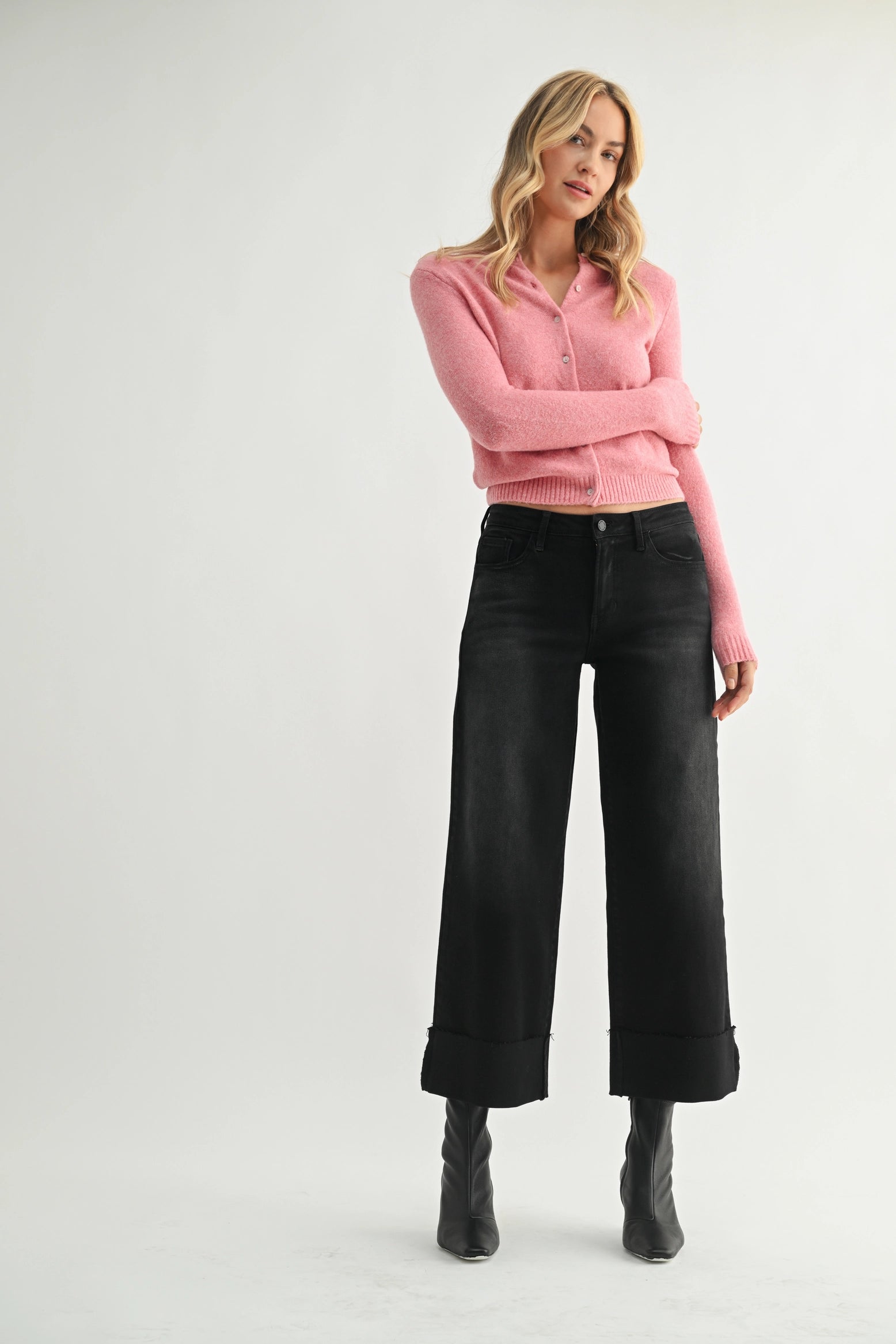 Amber Scissor Cut Cuffed Wide Leg Jean in Washed Black