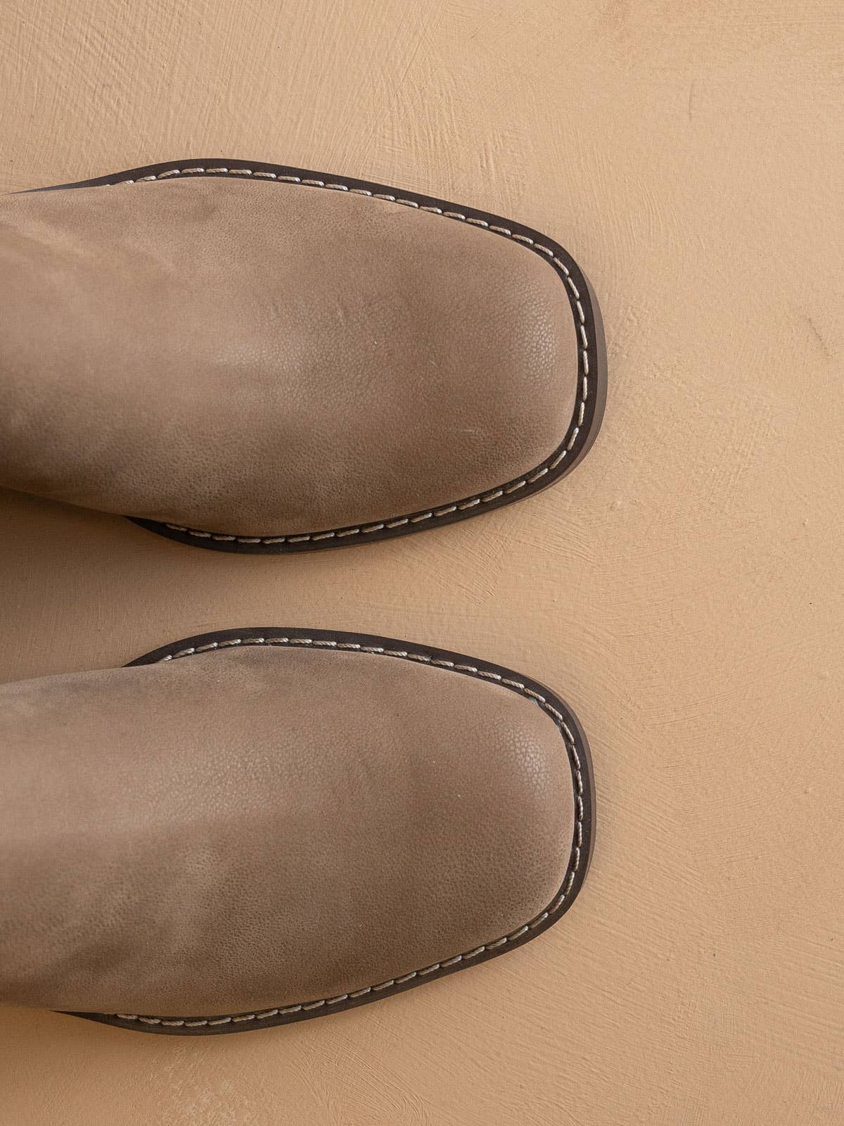 The Dakota | Dark Taupe Heeled Chelsea Bootie