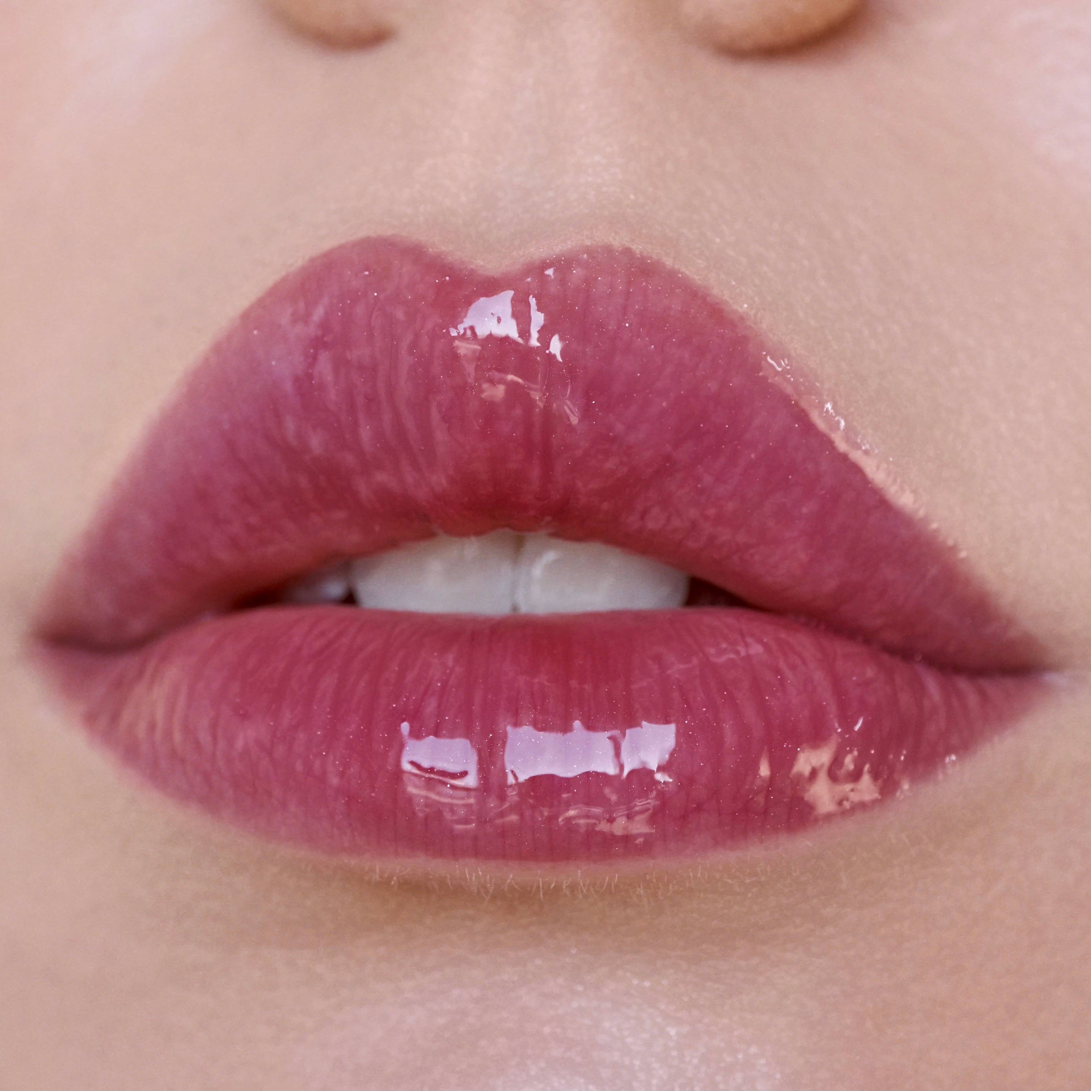 Glow Getter Hydrating Lip Oil - 005 - Berry Berry