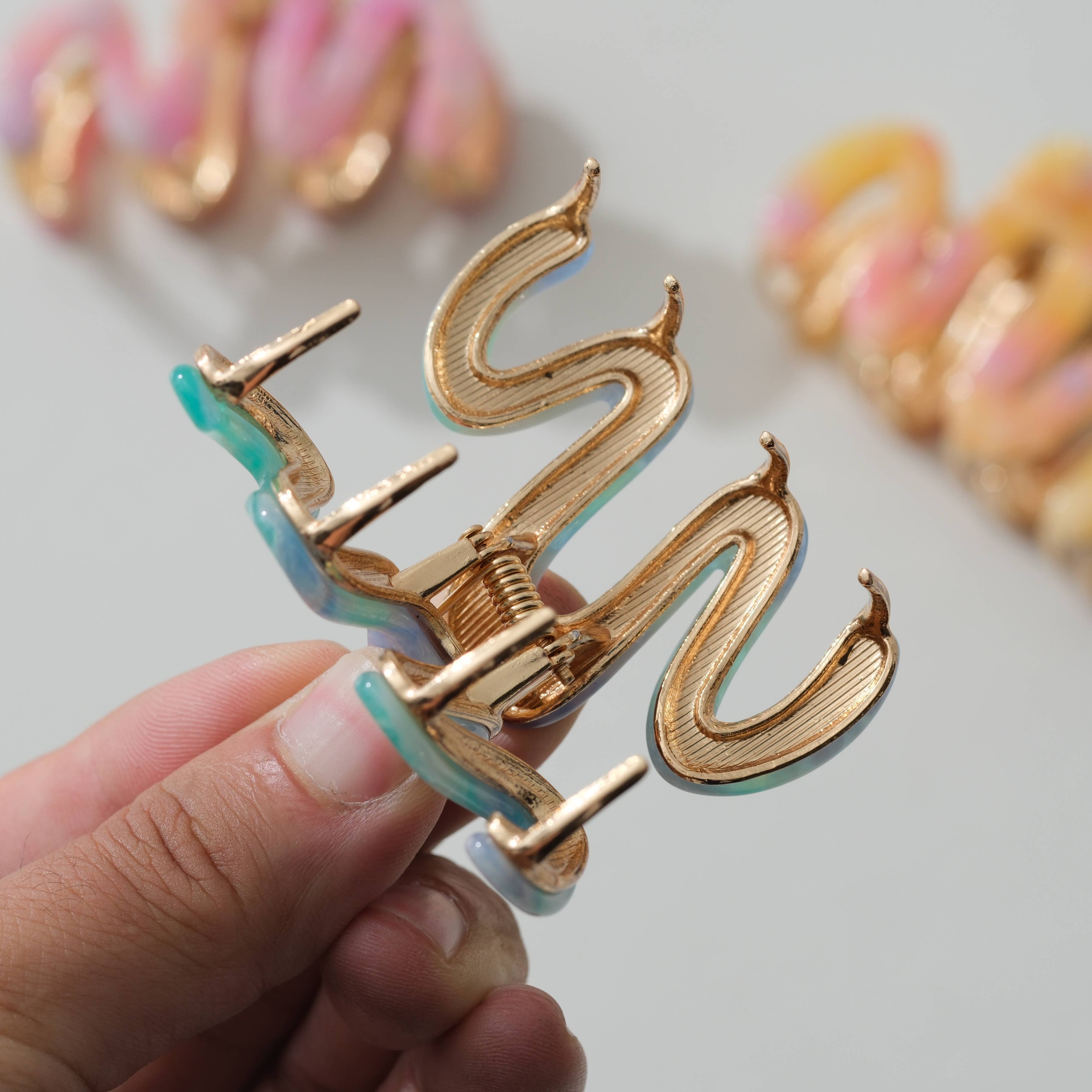 Willow Mini Island Sun Metal Squiggle Claw Clip