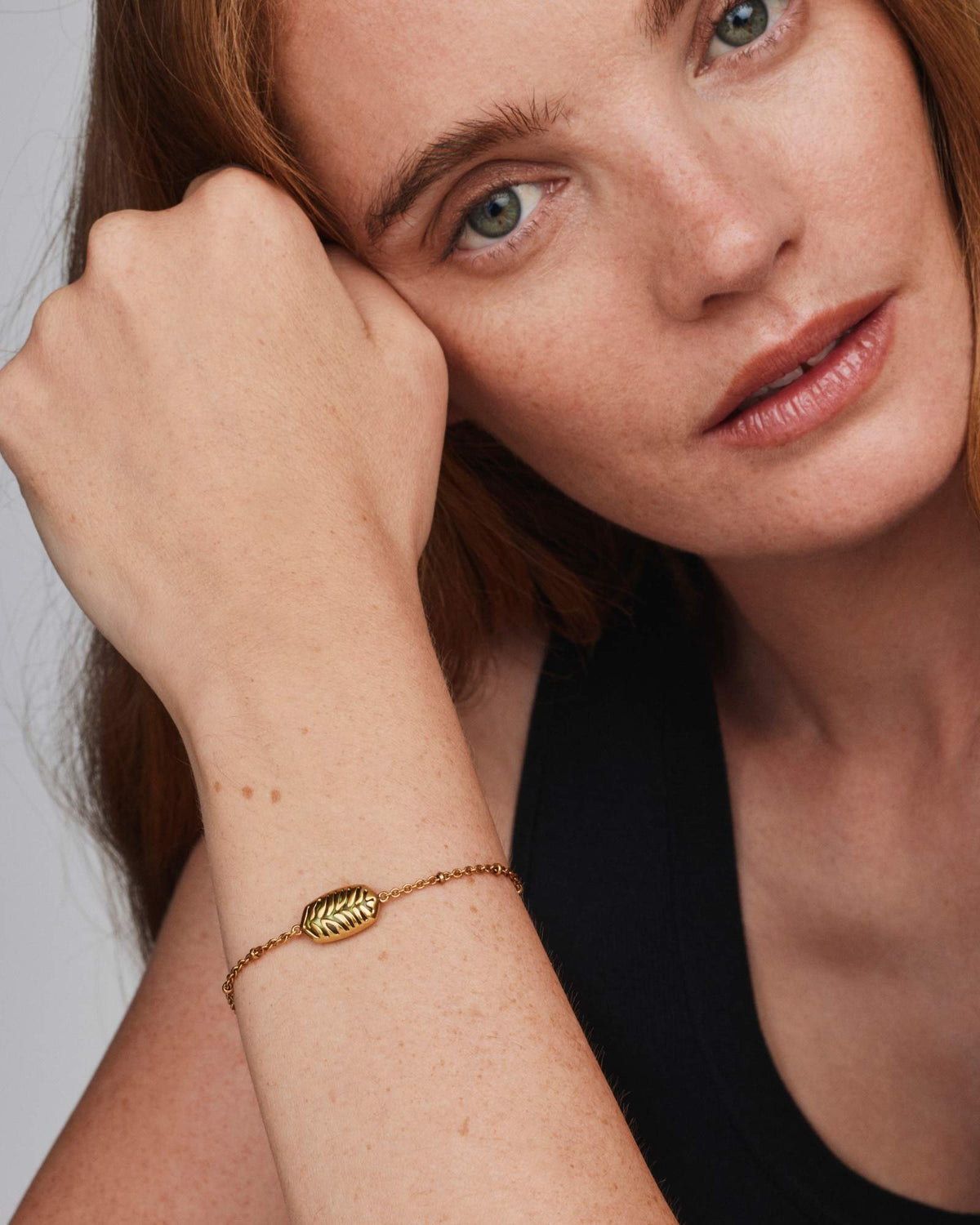 Tiger Striped Elaina Vintage Gold Delicate Chain Bracelet - Chartreuse Green Mother of Pearl