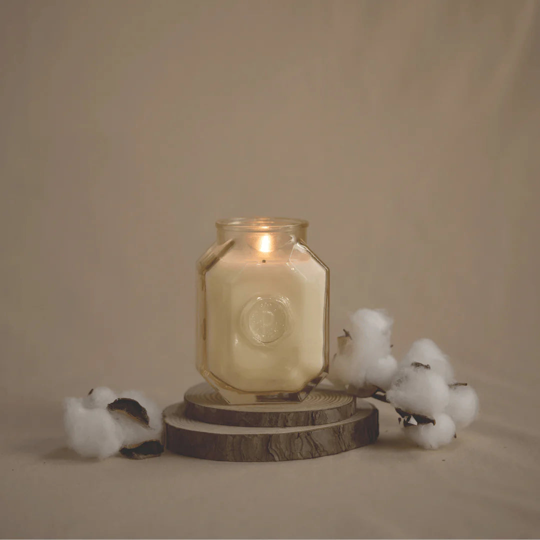 Botanica Candle - Cotton & Teak