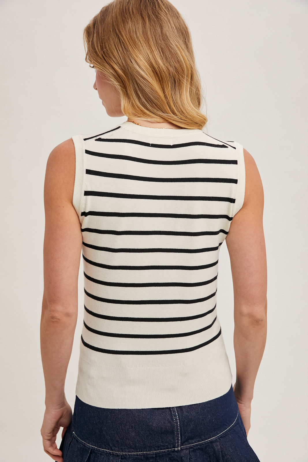 STRIPED MUSCLE KNIT TANK TOP - BLACK STRIPE