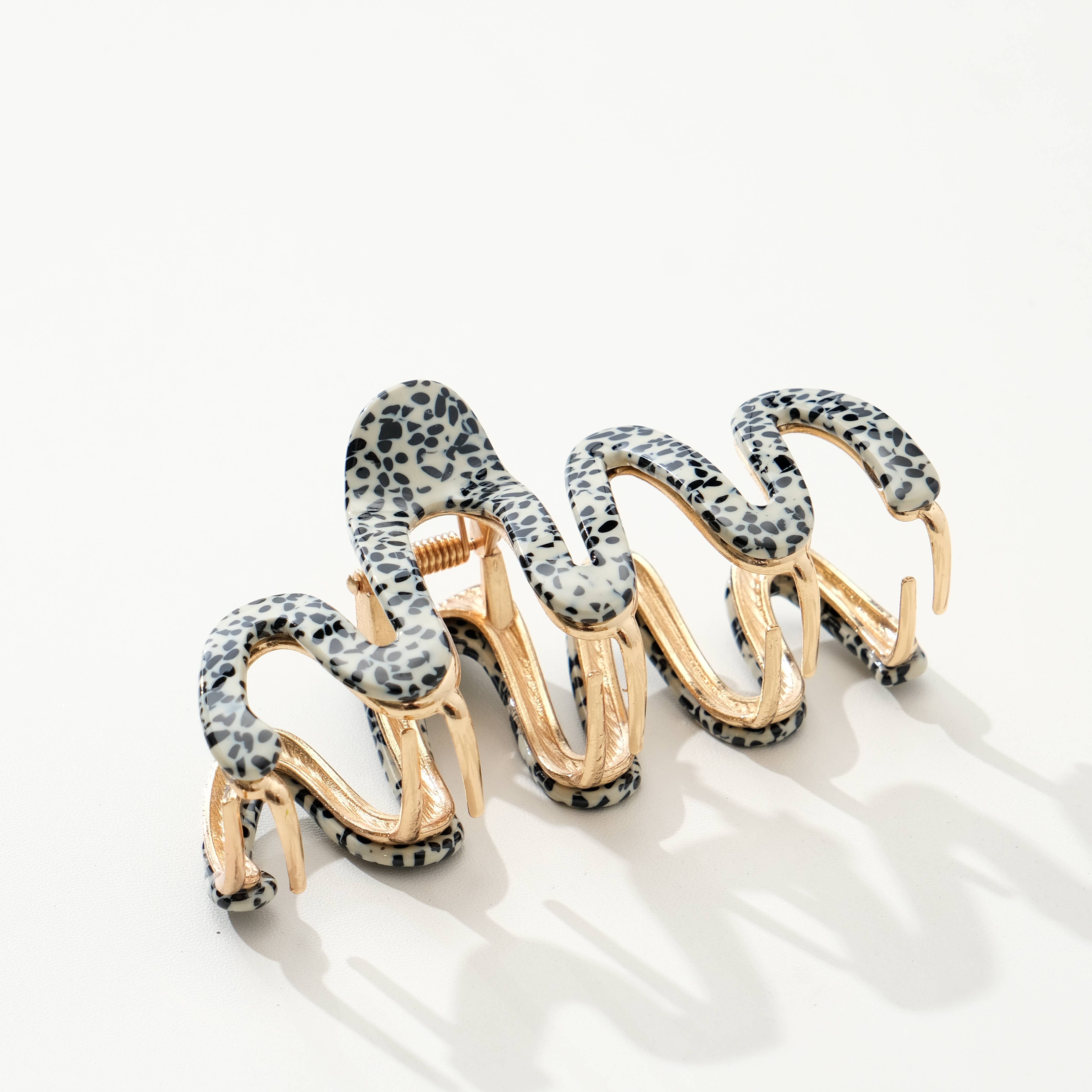 Willow Large Squiggle Metal Claw Clip