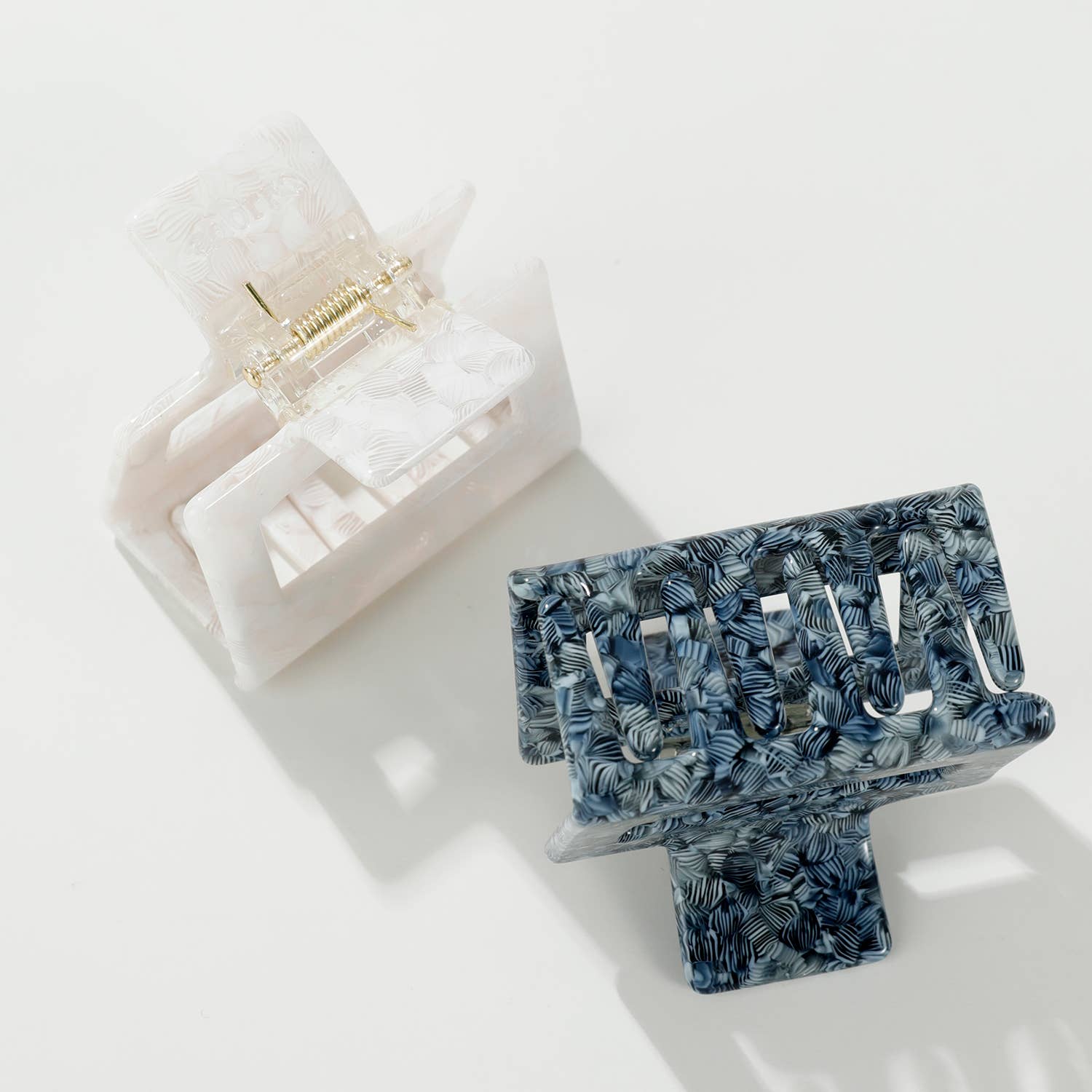 Seaside Simone Classic Small Square Claw Clip